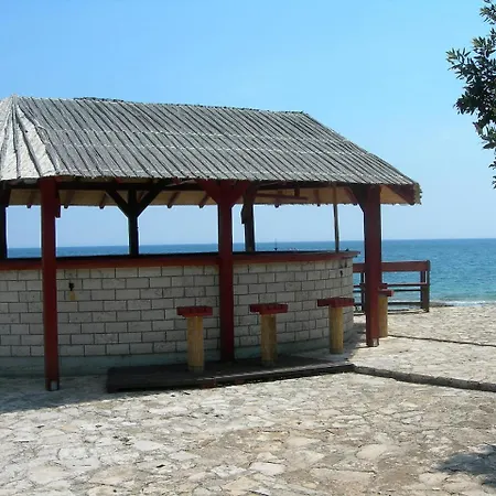 Duga Uvala.1 * Rakalj